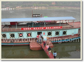 Chengdu Chongqing Yangtze River 8 Day Tour with Bullet Train Experience